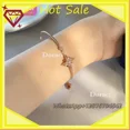 thumbnail image 4 of Alta calidad 2025Bracelete de mujer de la serie de baile simbólico Alto con logotipo Original de alta calidad, pulsera de estrella y luna con amor ilimitado, Cr, 4 of 5