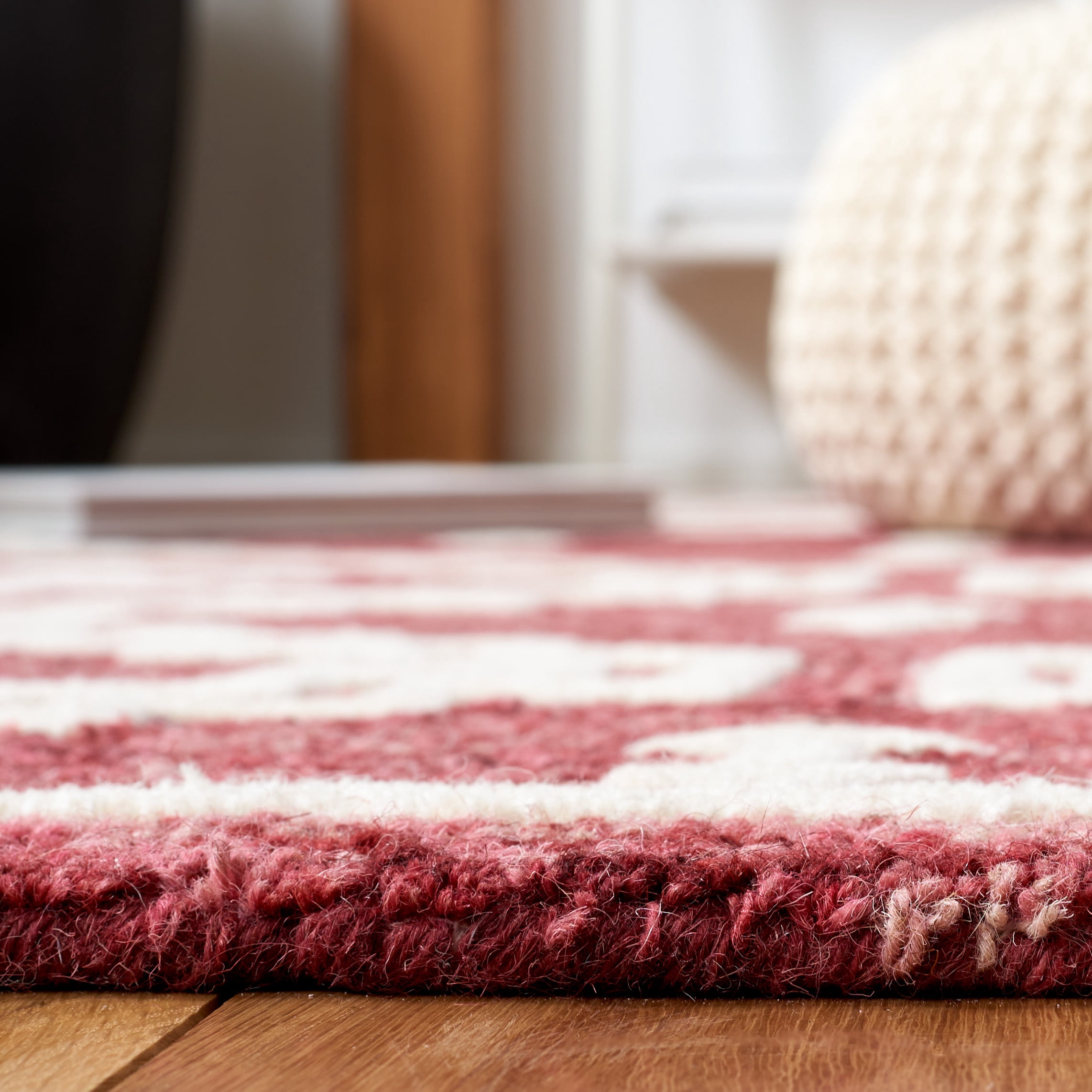 Safavieh Abstract Adolf Geometric Wool Area Rug, Red/Ivory, 6' x 6' Square