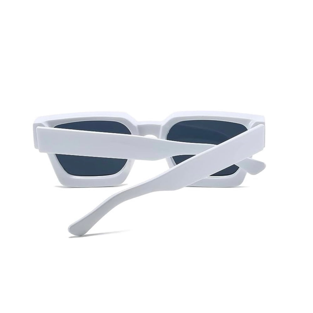 Chic White Square Sunglasses
0368 Vintage Gucci Sunglasses Oversized Square White w/ Gold  main image 4