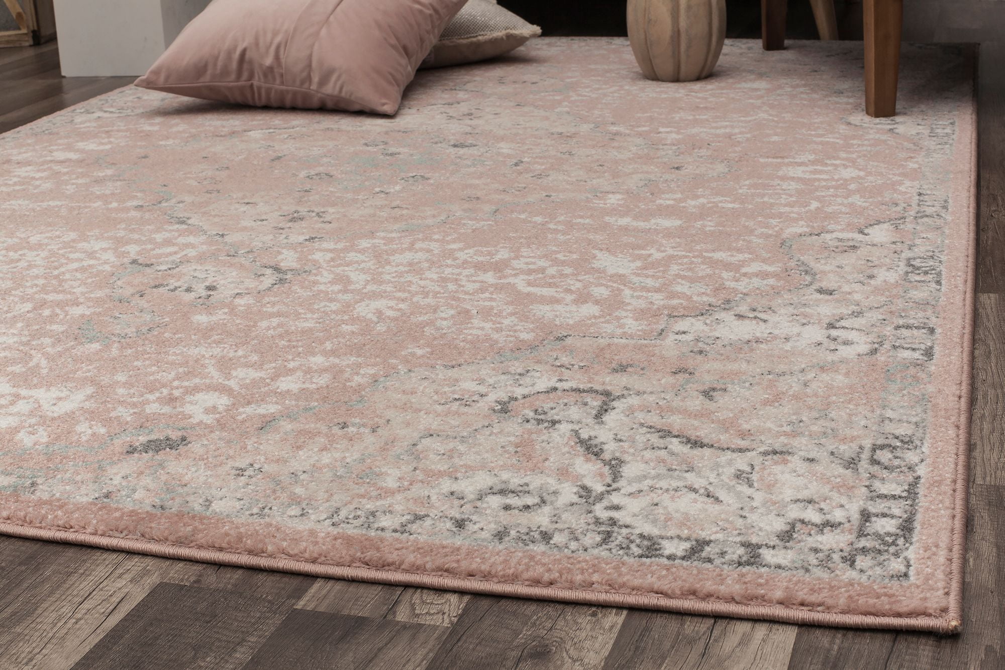 Harper HY50B Amaranth Transitional Vintage Pink Area Rug, Oval