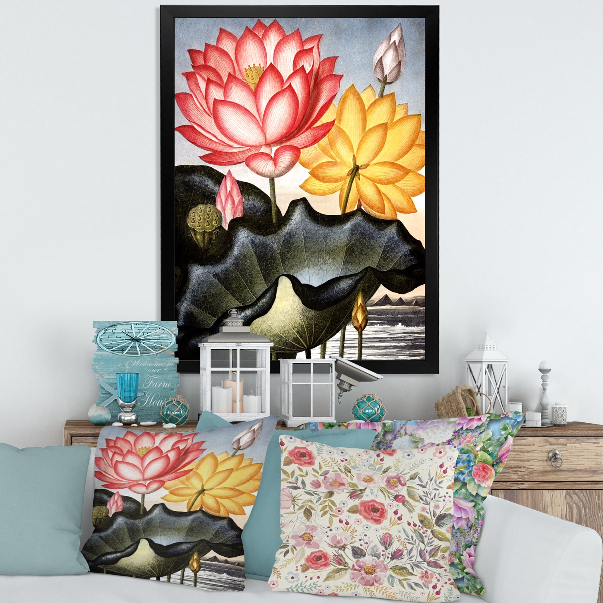 Designart 'Ancient Flowers II' Traditional Framed Art Print