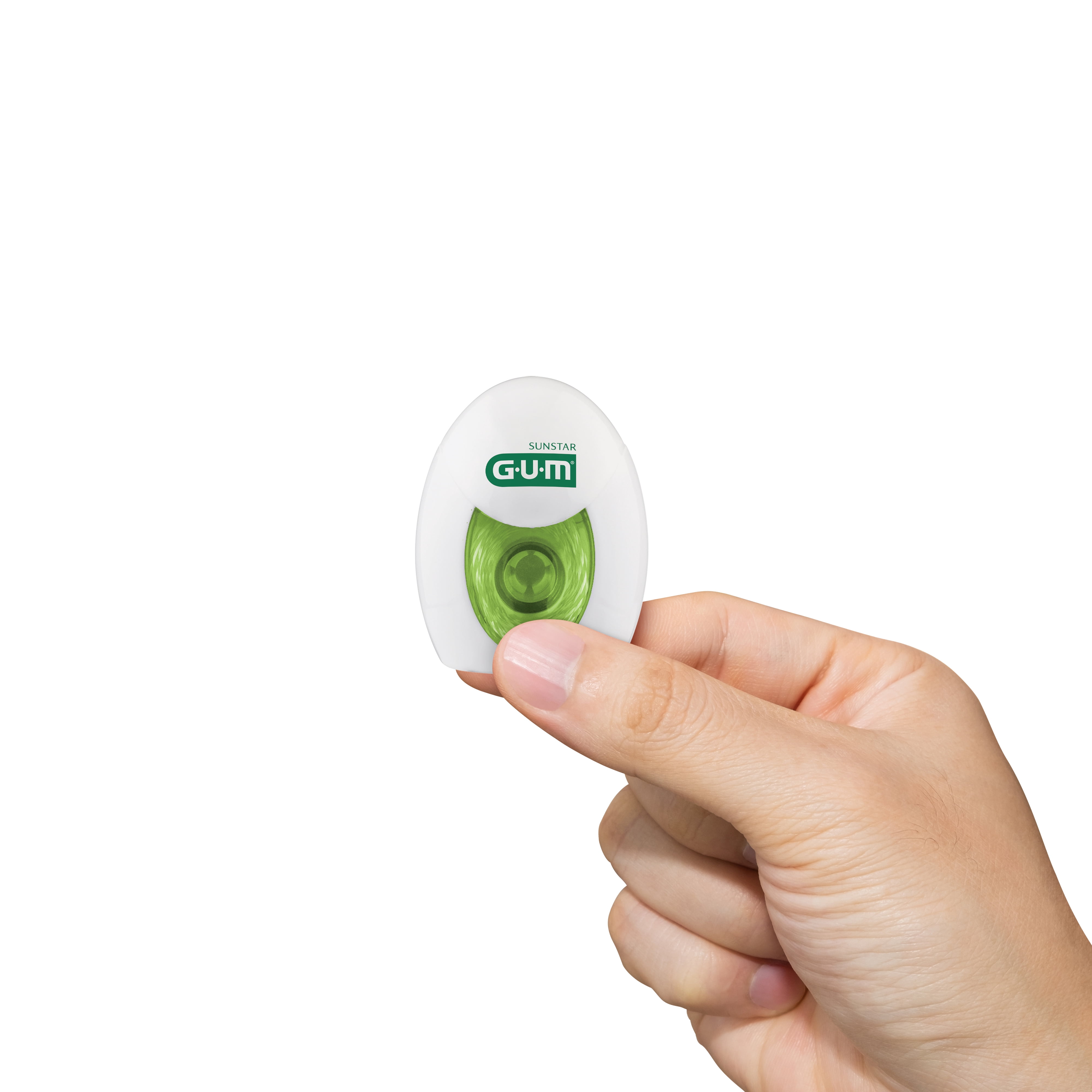 GUMᴹᴰ Dual-Defence Fil Torsadé, élimine 2 fois plus de plaque dentaire tout en couvrant 30 % de surface en plus, avec un arôme de menthe.