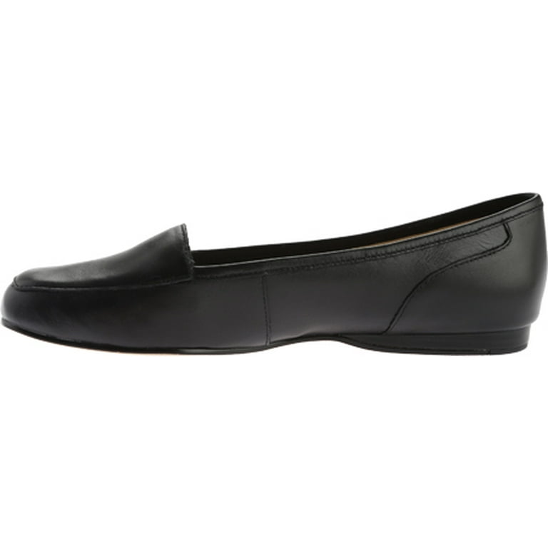 Bandolino liberty leather deals loafers