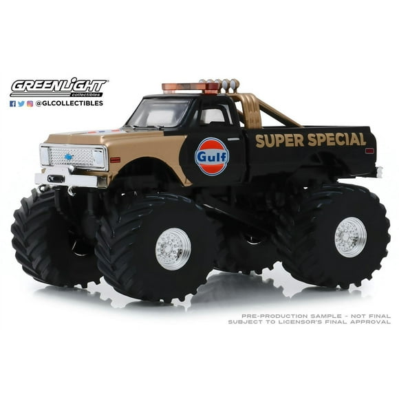 GreenLight 1:43 Kings of Crunch - Gulf Oil Super Special - 1971 Chevrolet K-10 Monster Truck (with 66-Inch Tires) Die-Cast Vehicle (88013)