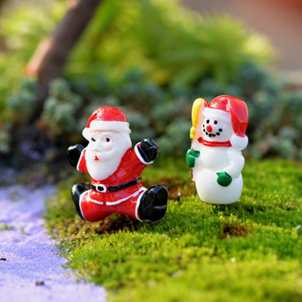 1/3 Kids Toy Micro Landscape Ornament Cute Resin Santa Claus and Crutch 