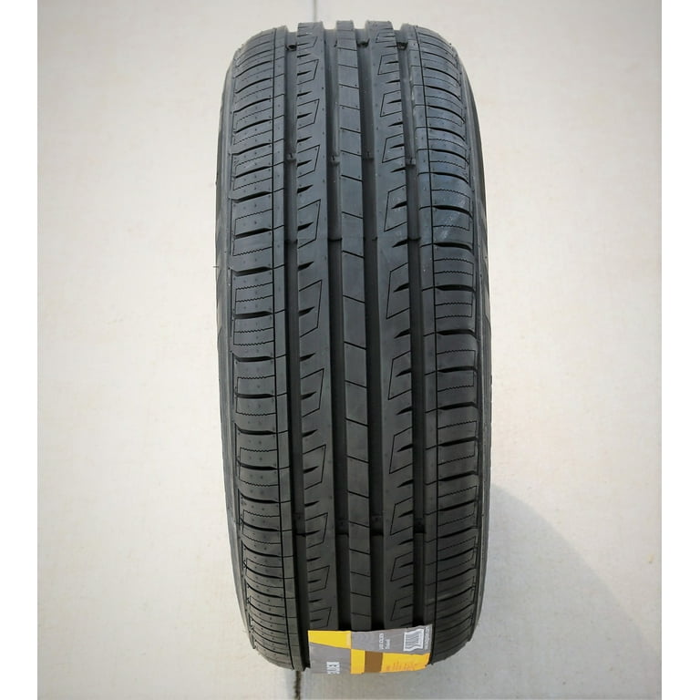 Landgolden LG17 205/55R16 91V All-Season Performance Tire for 2012