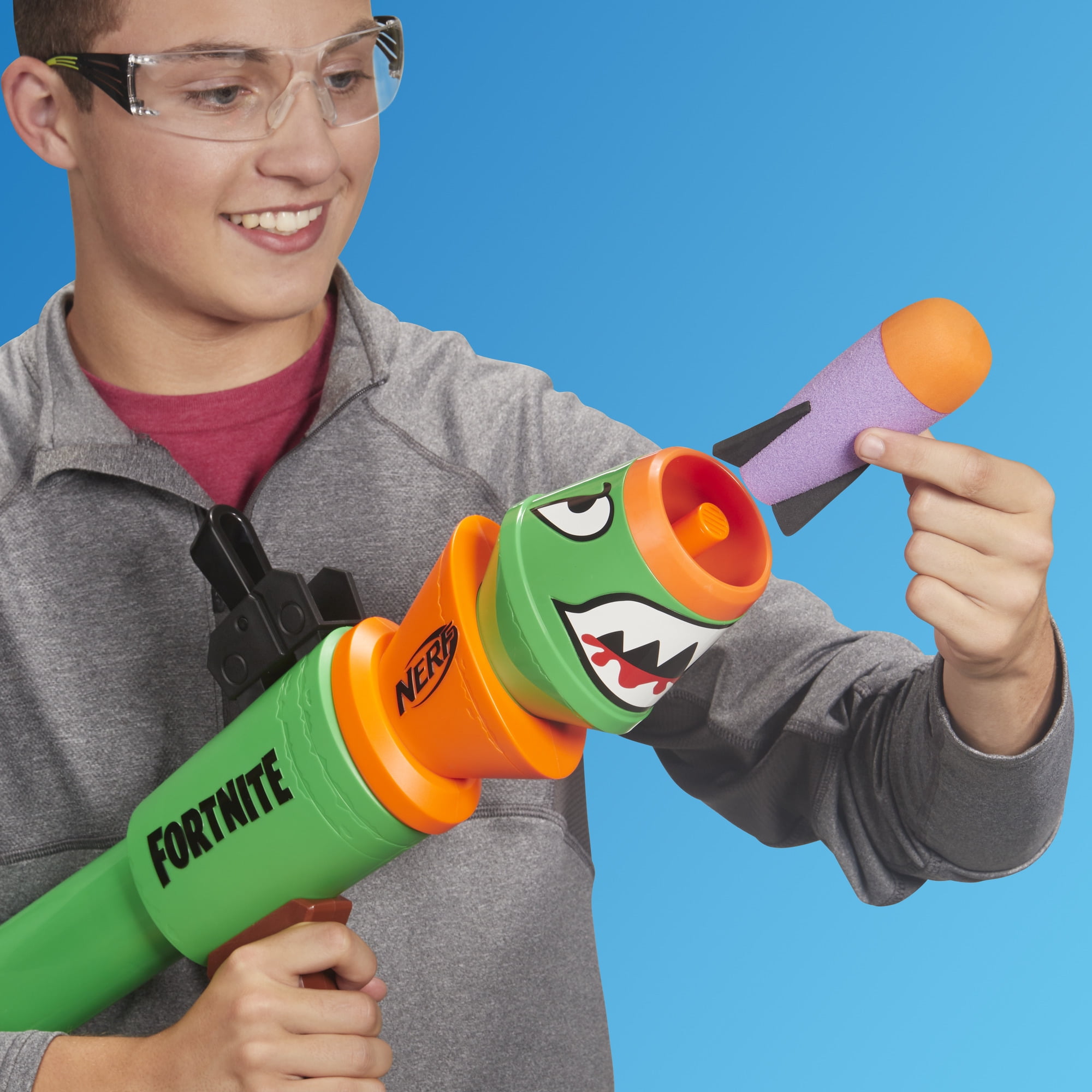 Nerf Fortnite RL Blaster with 2 Official Nerf Fortnite Rockets 