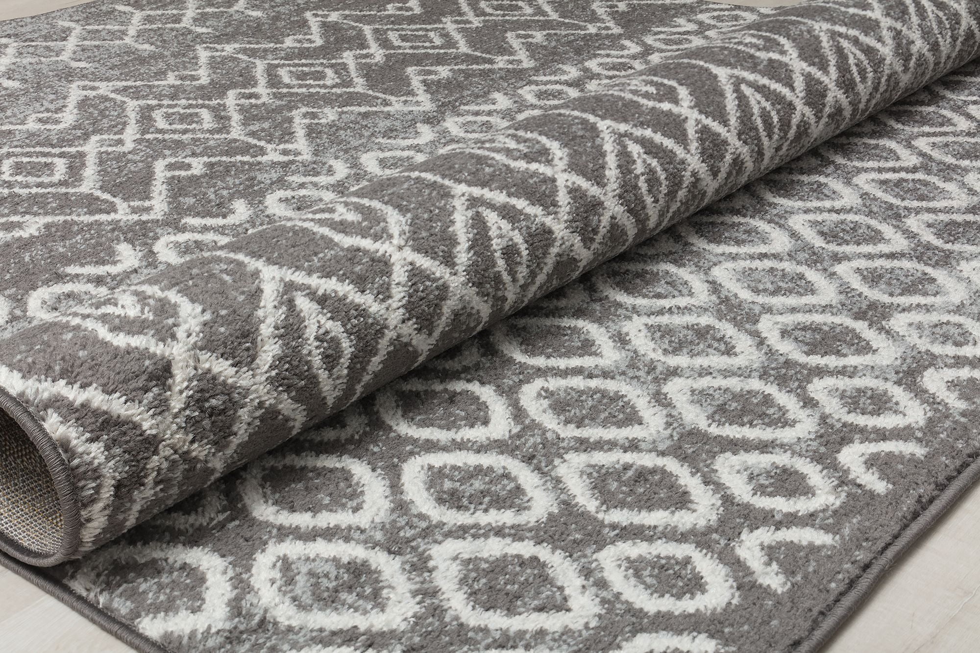 Mason Brooks Ryder KN40C Falling Umbra Moroccan Tribal Gray Area Rug, 2'6" x 4'