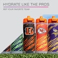 thumbnail image 2 of Botella Gatorade Gx NFL Antideslizante Squeeze Sports, 2 of 8