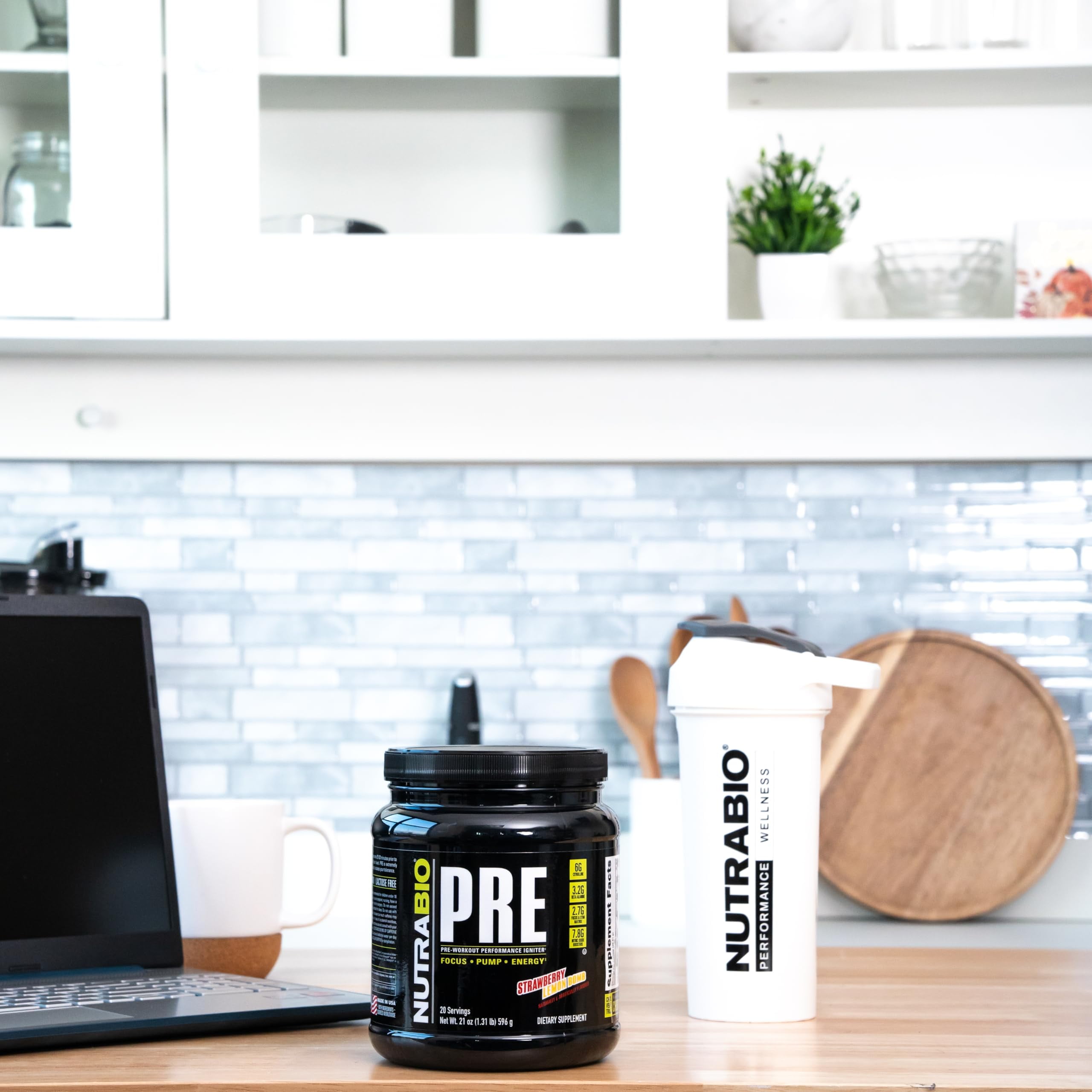 NutraBio PRE Workout Powder - Old Formula- Sustained Energy, Mental Focus, Endurance - Beta Alanine, Creatine, Caffeine, Electrolytes - 20 Servings - Strawberry Lemon Bomb