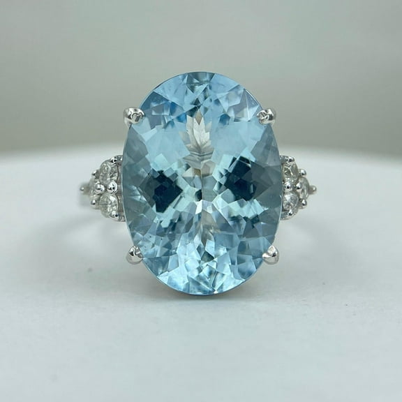 Natural Aquamarine Ring, Stone Ring, March Birthstone Ring, High quality Aquamarine Jewelry, Ocean Inspired Jewelry
