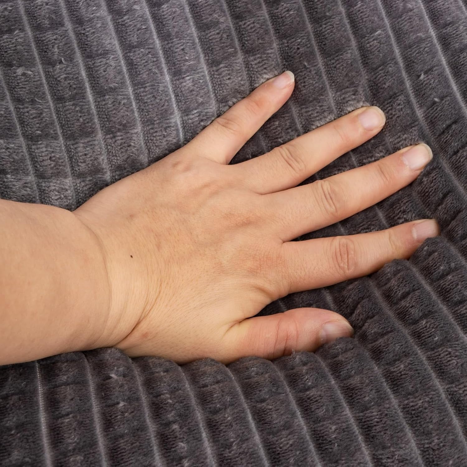 Reading Pillow Bed Wedge Large Adult Children Backrest with Arms Back Support for Sitting Up in Bed/Couch for Lounging Bedrest,Waffle Stereoscopic Design,Darkgrey