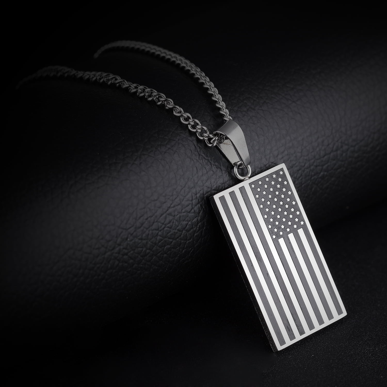 Silver tone necklace with an American flag inspired state of Louisiana  pendant. Approximately 18 in length., 115742