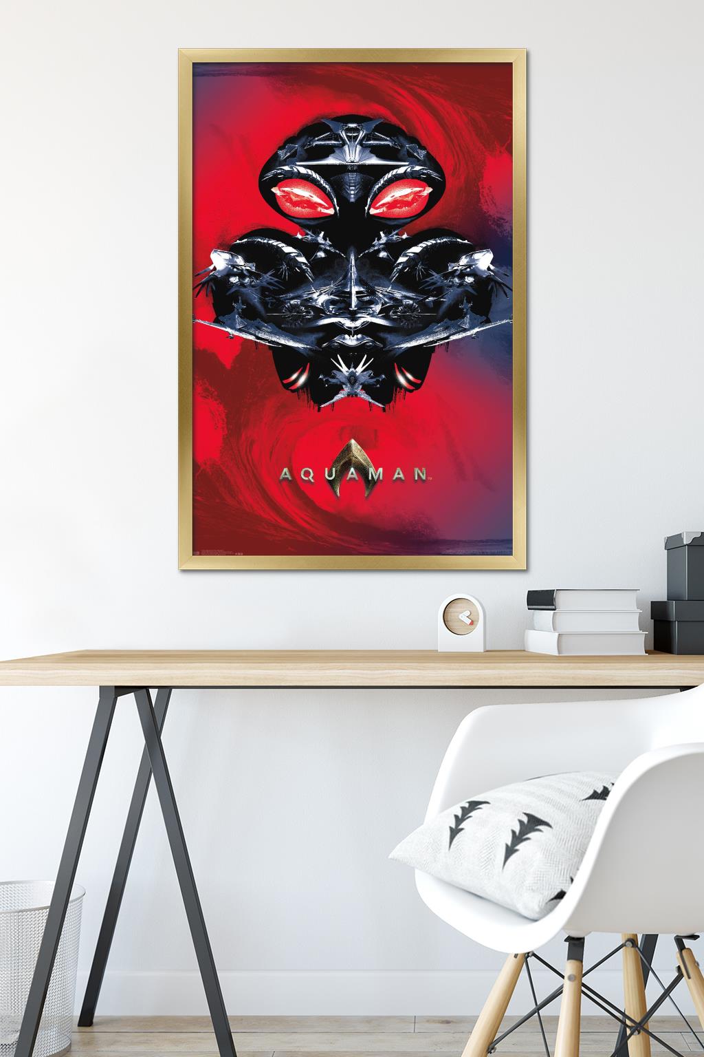 DC Comics Movie - Aquaman - Manta Silhouette Wall Poster, 22.375" x 34", Framed