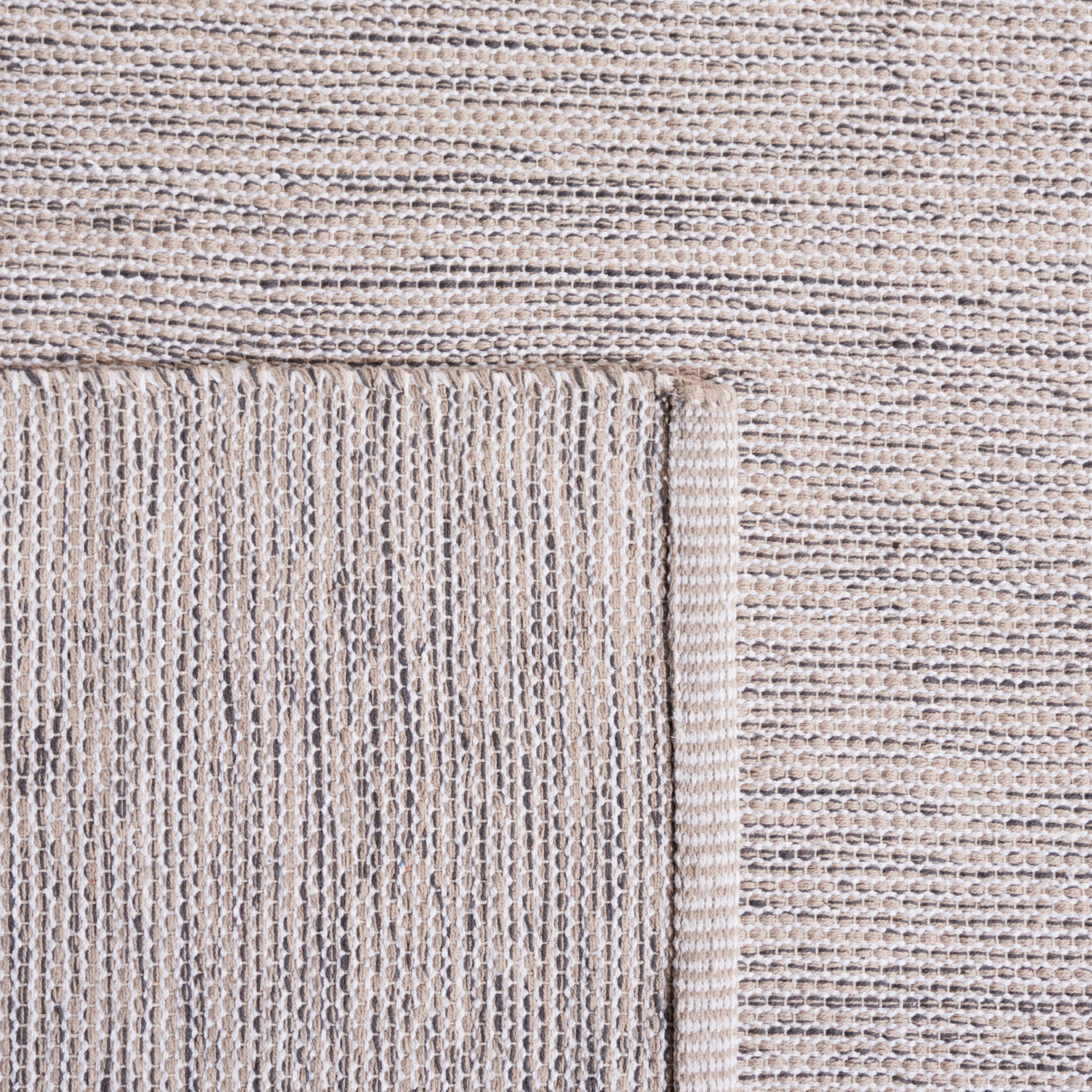 SAFAVIEH Montauk Cian Distressed Cotton Area Rug, Beige/Ivory, 5' x 8'