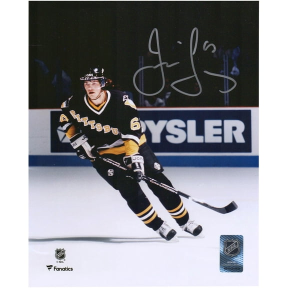 Jaromir Jagr Pittsburgh Penguins Autographed 8" x 10" Black Jersey Skating Photograph - Fanatics Authentic Certified
