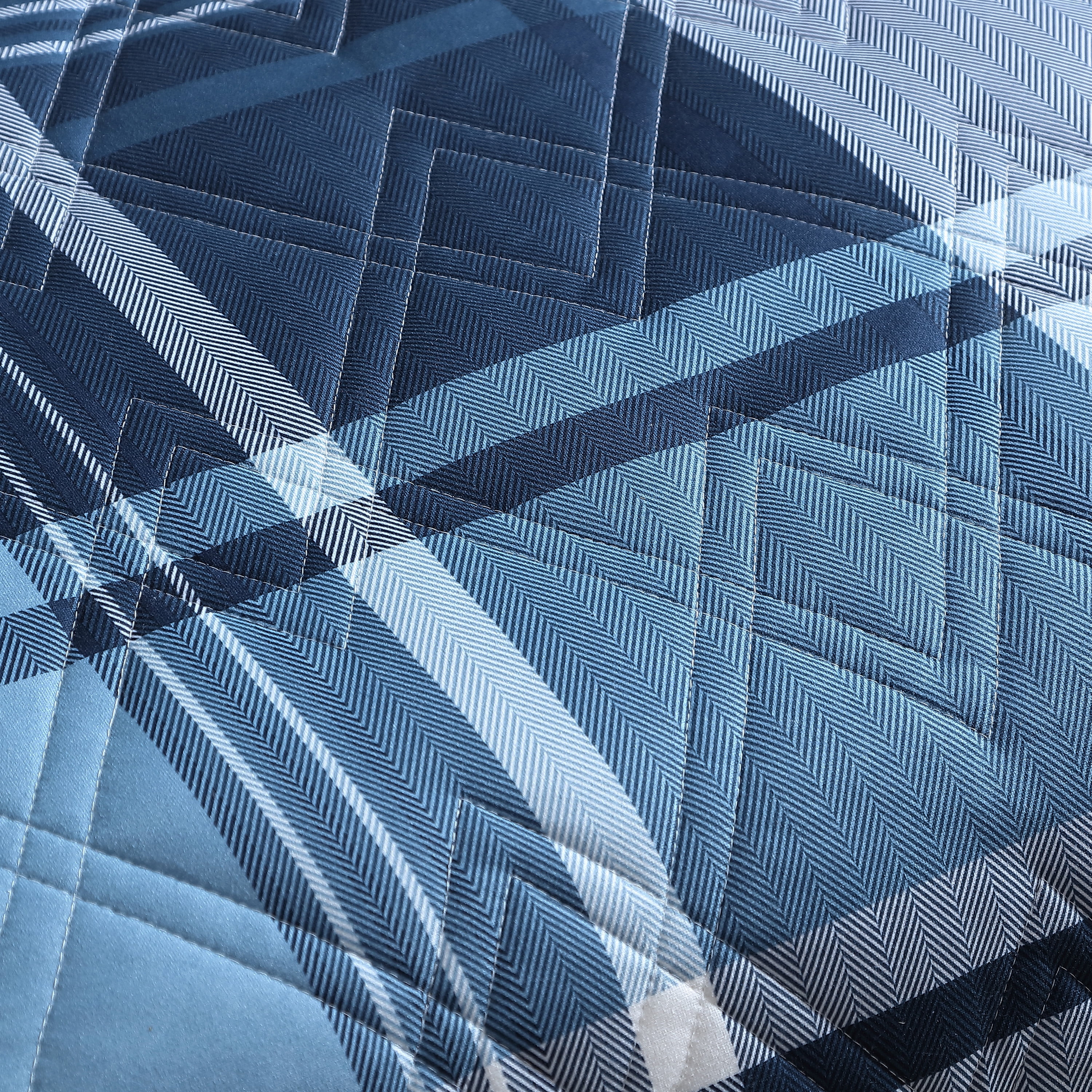 Mainstays 3-Piece Adult Quilt Set, Blue Plaid, Full/Queen