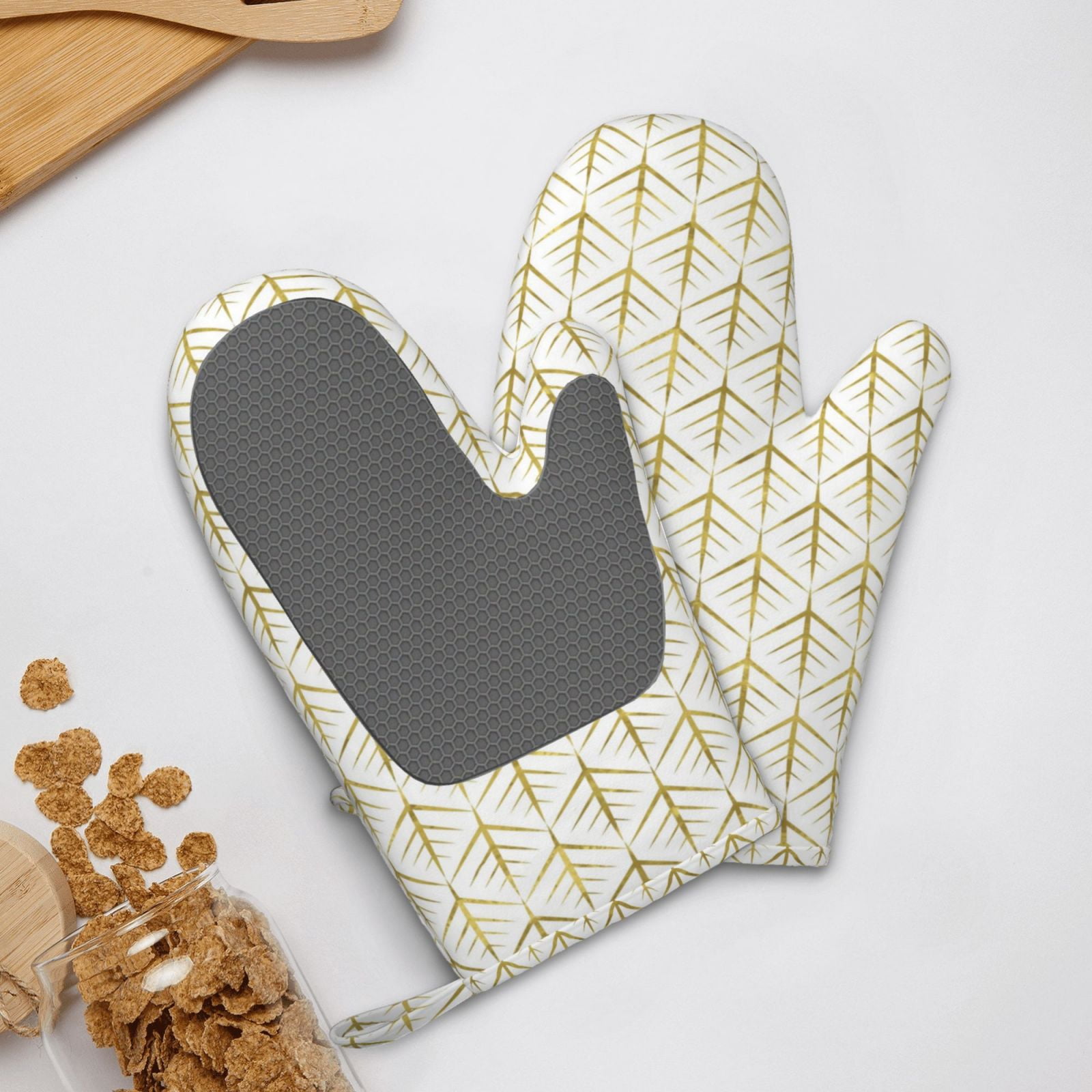 Hirioo White And Gold Geometry for Silicone Oven Mitts for BBQ, Baking, Cooking, Set of 2, Heat Resistant 260℃, Non-Slip Kitchen Essentials