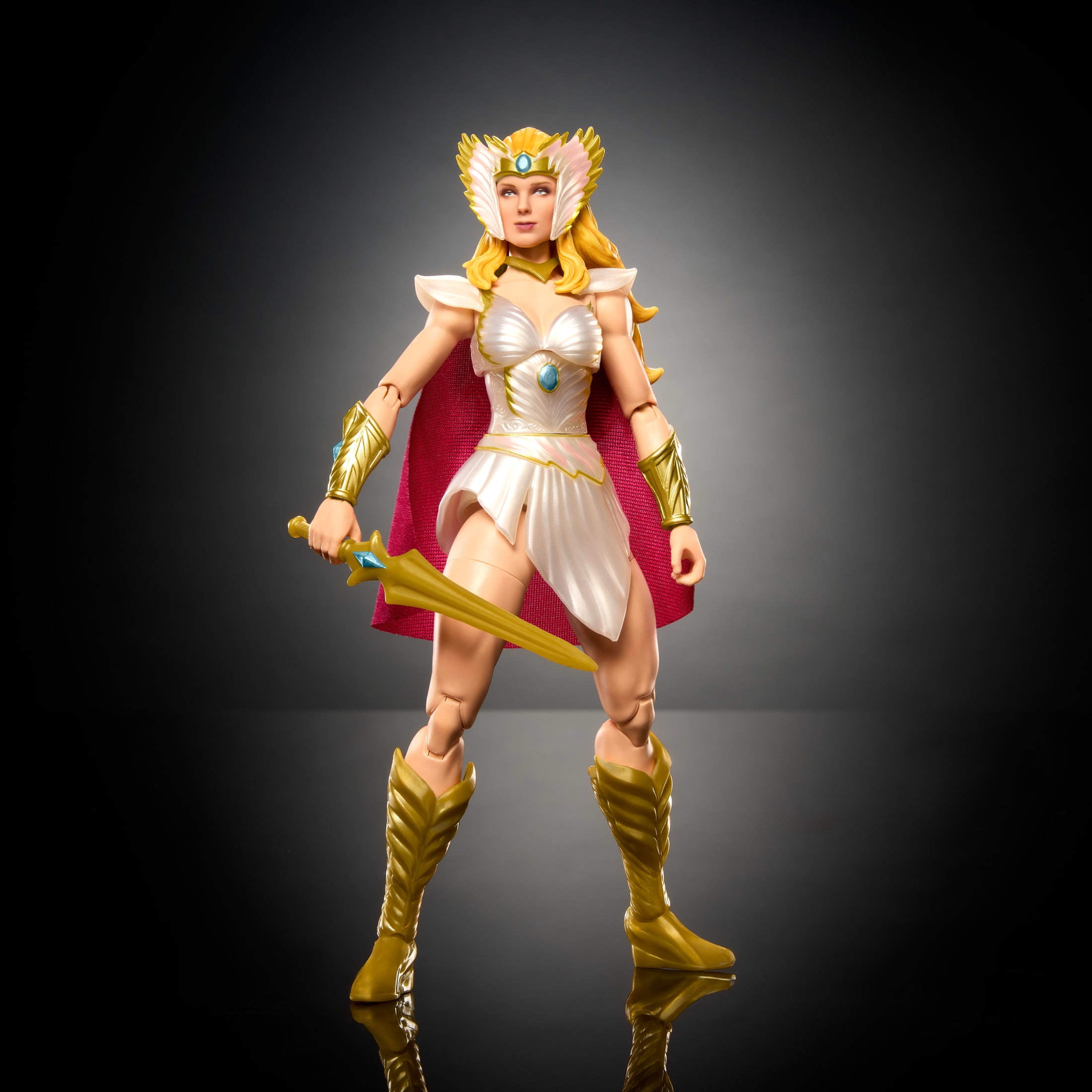Masters of the Universe Masterverse New Etheria She-Ra Action Figure 7-inch Design