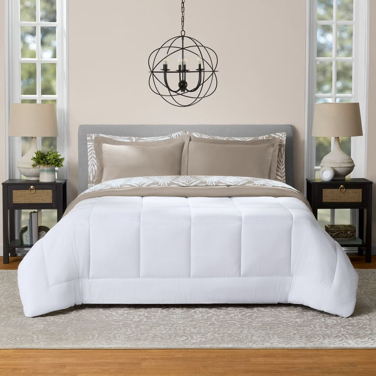 Mainstays Reversible 7-Piece Queen Bed in a Bag, Beige Palm photo 5