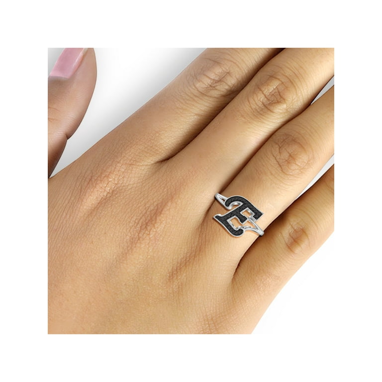 Letter on sale e ring