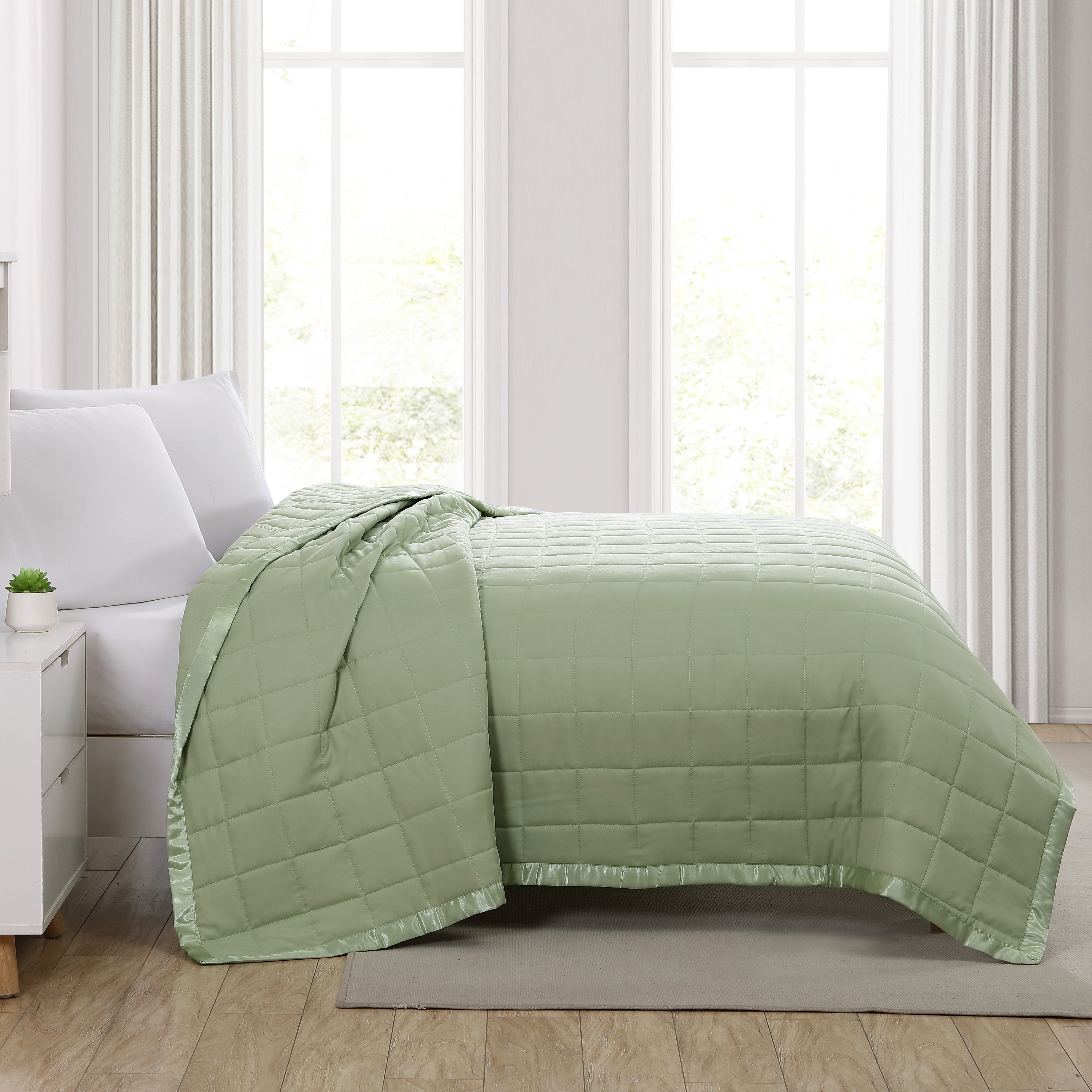 Beatrice Home Fashions, Down Alt Blanket with Satin Trim, Full/Queen, Sage