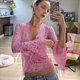 thumbnail image 5 of Top Corto Ajustado de Encaje con Escote en V Profundo y Larga para Mujer Rosa S, 5 of 8