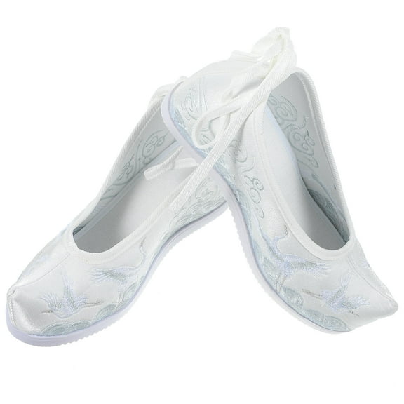 ifundom 1 Pair Chinese Traditional Embroidered Slippers White Toe Comfortable Easy to Wear Indoor Outdoor Shoes