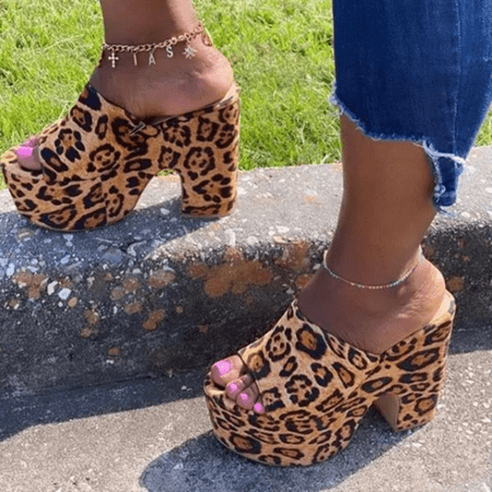

Women‘s Platform Chunky Heel Sandals Fashionable Open Toe High Heels Outdoor Slippers
