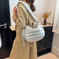 thumbnail image 3 of Bolso Hobo Hombro Puffer Mano Para Mujer Acolchado, 3 of 6