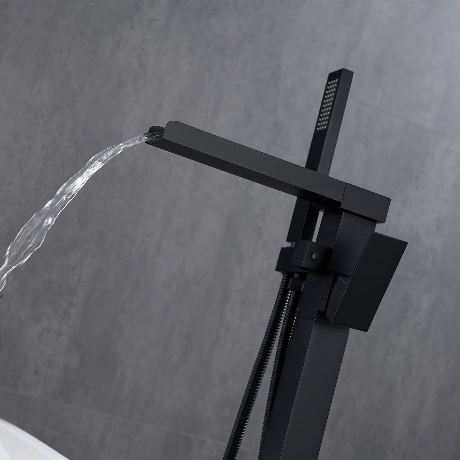 BWE Freestanding Tub Filler Bathtub Faucet Black Floor Mount Brass Bathroom Faucets with Hand Shower