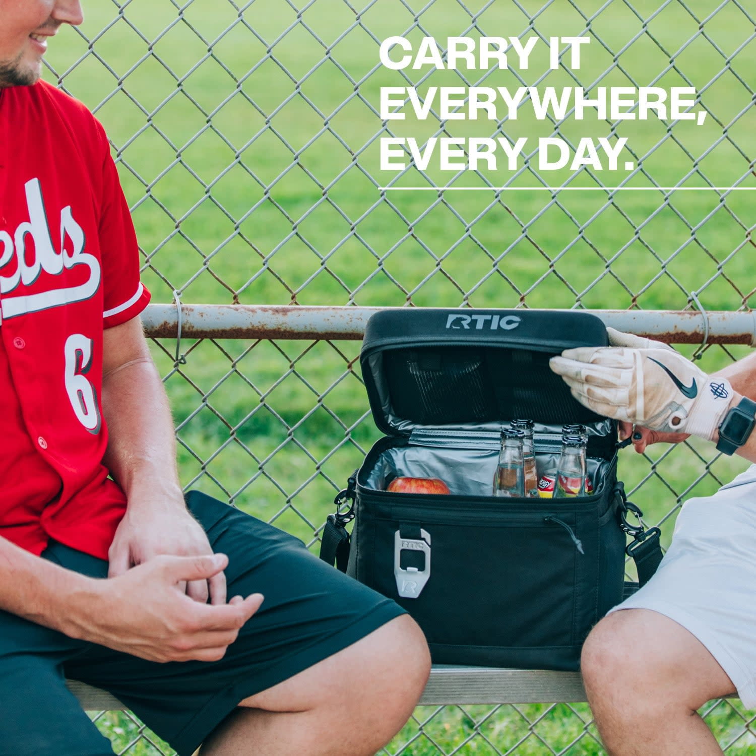RTIC 8 Can Everyday Soft Cooler, 5 qt Collapsible with Bottle