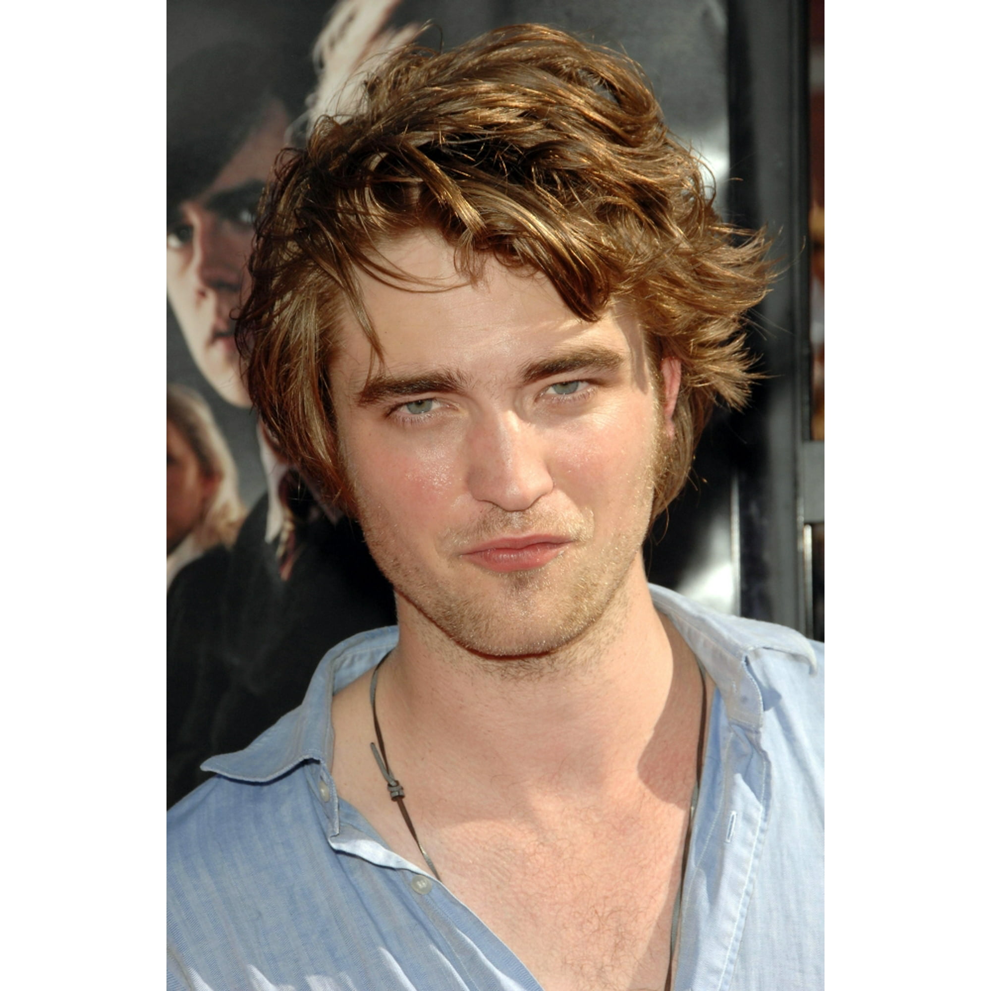 Robert Pattinson At Arrivals For Harry Potter And The Order Of The Phoenix Premiere Photo Print (16 x 20) | Walmart Canada Robert Pattinson At Arrivals For Harry Potter And The Order Of The Phoenix Premiere Photo Print (16 x 20) | Walmart Canada