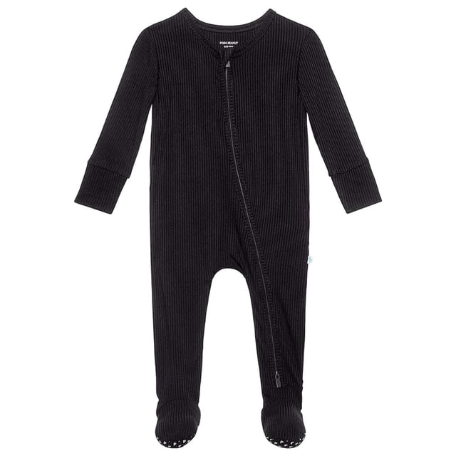 Pijama Footie Posh Peanut para recién nacido con guantes plegables negros