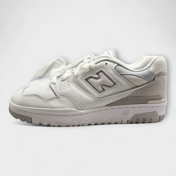 New Balance Women's 550 Lifestyle Shoes Sneakers Size 9.5B