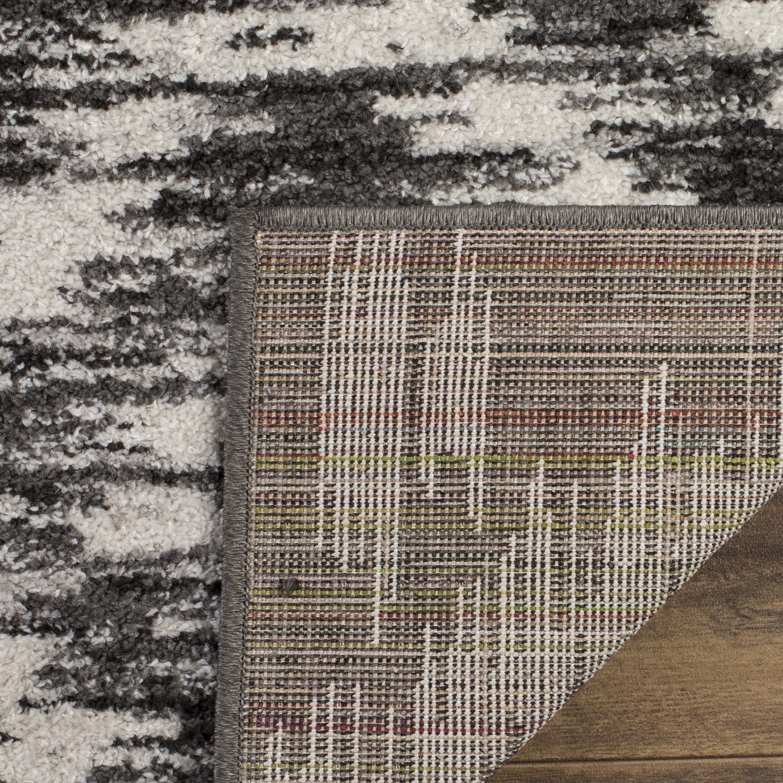 SAFAVIEH Adirondack Valentin Geometric Runner Rug, Charcoal/Ivory, 2'6" x 8'