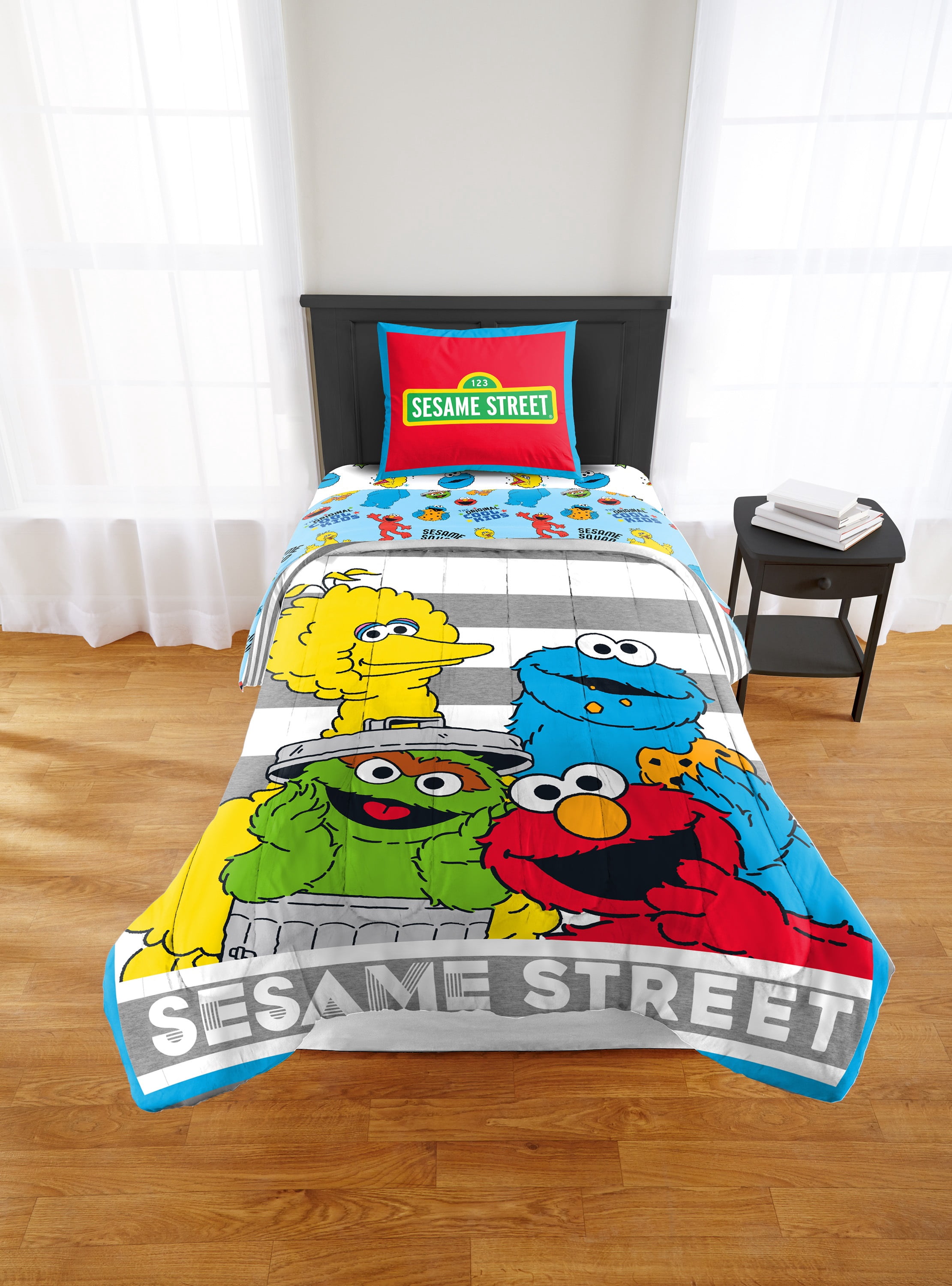 Sesame Street Stripes Kids 2-Piece Twin/Full Reversible Comforter and Sham Bedding Set, 100% Polyester, White