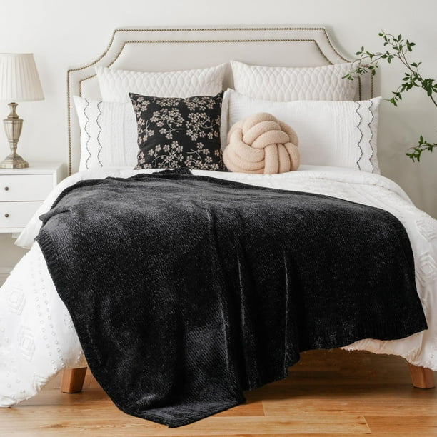 Battilo Black Throw Blanket Chenille Knit Throws for Couch Bed Super Soft Decorative Farmhouse Cozy Sofa Blanket in Home Black 51 x 67