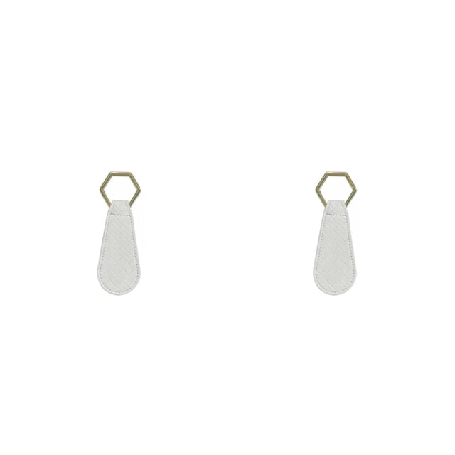 Qarigey Clip para sombrero blanco/negro/amarillo, Clips para guardar sombreros, actividades al aire libre, soporte práctico para Blanco 2piezas