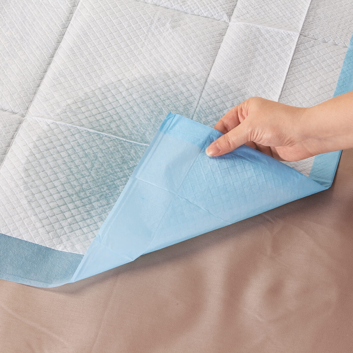 Premium Protection Chucks Disposable Underpads, Super Absorbent Protective Bed Pads for Seniors, Case of 72, by Easy Comforts