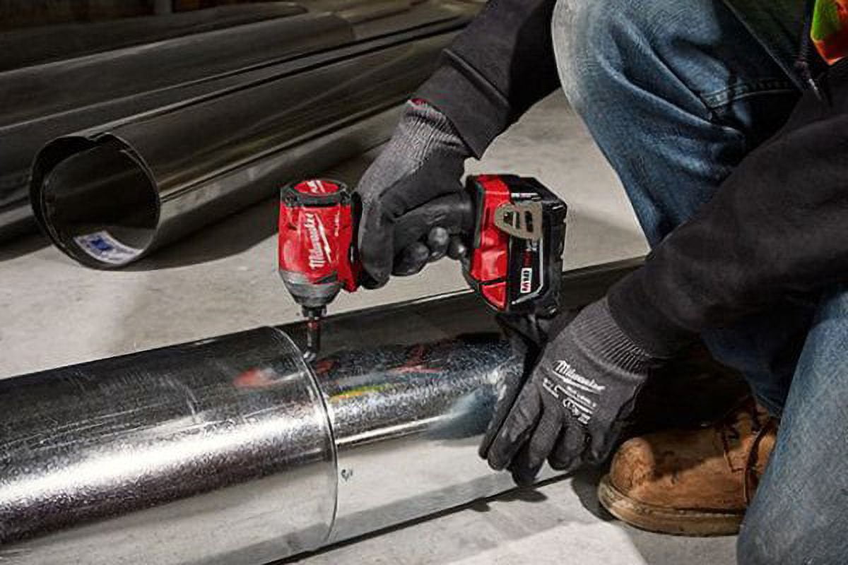 Milwaukee M18 Fuel 1/4" 18V Hex Impact Driver Kit 2853-22 with (2) 5Ah Batteries, Charger, & Carrying Case