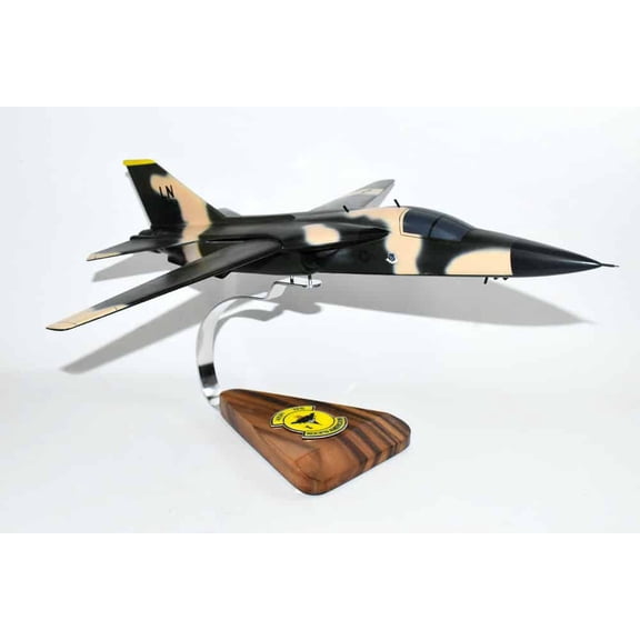493d TFS F-111F Model