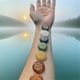 thumbnail image 3 of Piedras de Cristal de Cuarzo Transparente Talladas Redondas Naturales - Juego de 7 Piezas para Sanación de Yoga, Equilibrio de Chakras, Meditación y Dones Espirituales, 18 Mm de Diámetro, 3 of 7