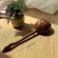 thumbnail image 2 of Cuchara de cáscara de coco, cuchara de mango largo de madera, cuchara de riego, cuchara creativa, 2 of 6