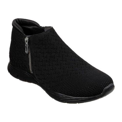 black and white vans with laces