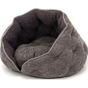 Ware Manufacturing 10268 18 x 18 x 12.25 in. Cuddle Pet Bed