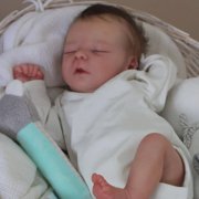 BZDOLL Realistic 48 CM Sleeping Reborn Baby Doll With 3D-painting Skin and Visible Veins, 19 Inch Alive Soft Vinyl Newborn Bebe Cute Bedtime Toy Art Collection