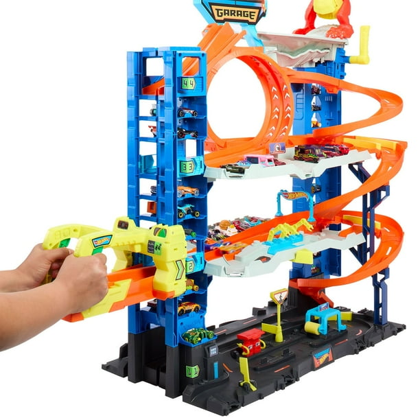 ミニカー Hot Wheels Ultimate Garage Amazon.com: Hot Wheels City Ultimate Garage Track Set with 2
