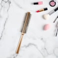 thumbnail image 4 of HONITANO Brosse à Cheveux Ronde Compacte Brun Clair Rouleau de Séchage pour des Cheveux Plus Lisses et Plus Doux à la Maison, 4 of 8