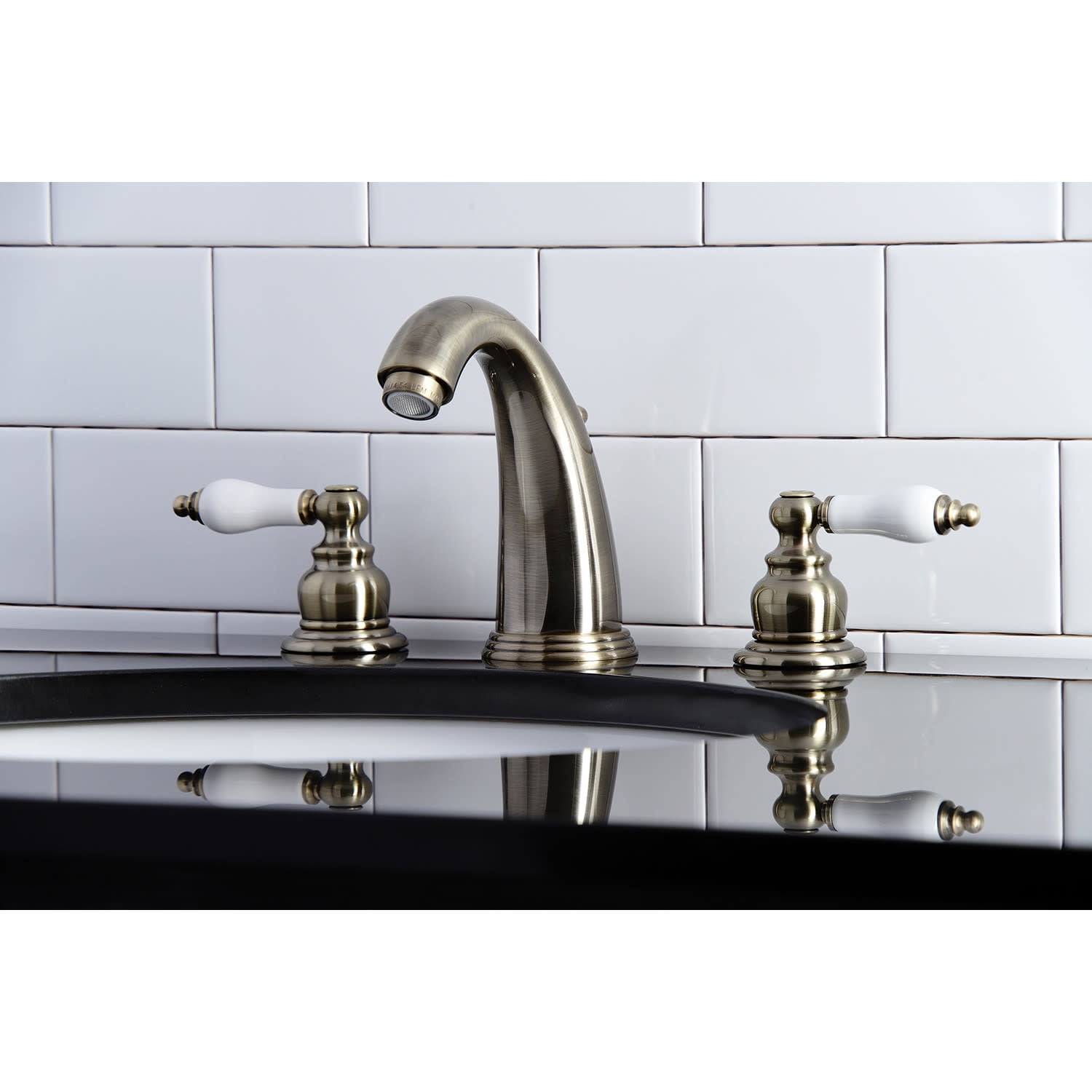 Kingston Brass KB981PL Victorian 2-Handle 8 in. Widespread Bathroom Faucet, Polished Chrome